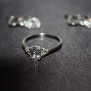 Aurora Elegance – Smyckeset i Sterling Silver med Swarovski Zirconia