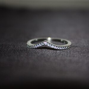 V-Shine 925 Silverring med Simulerade Diamanter