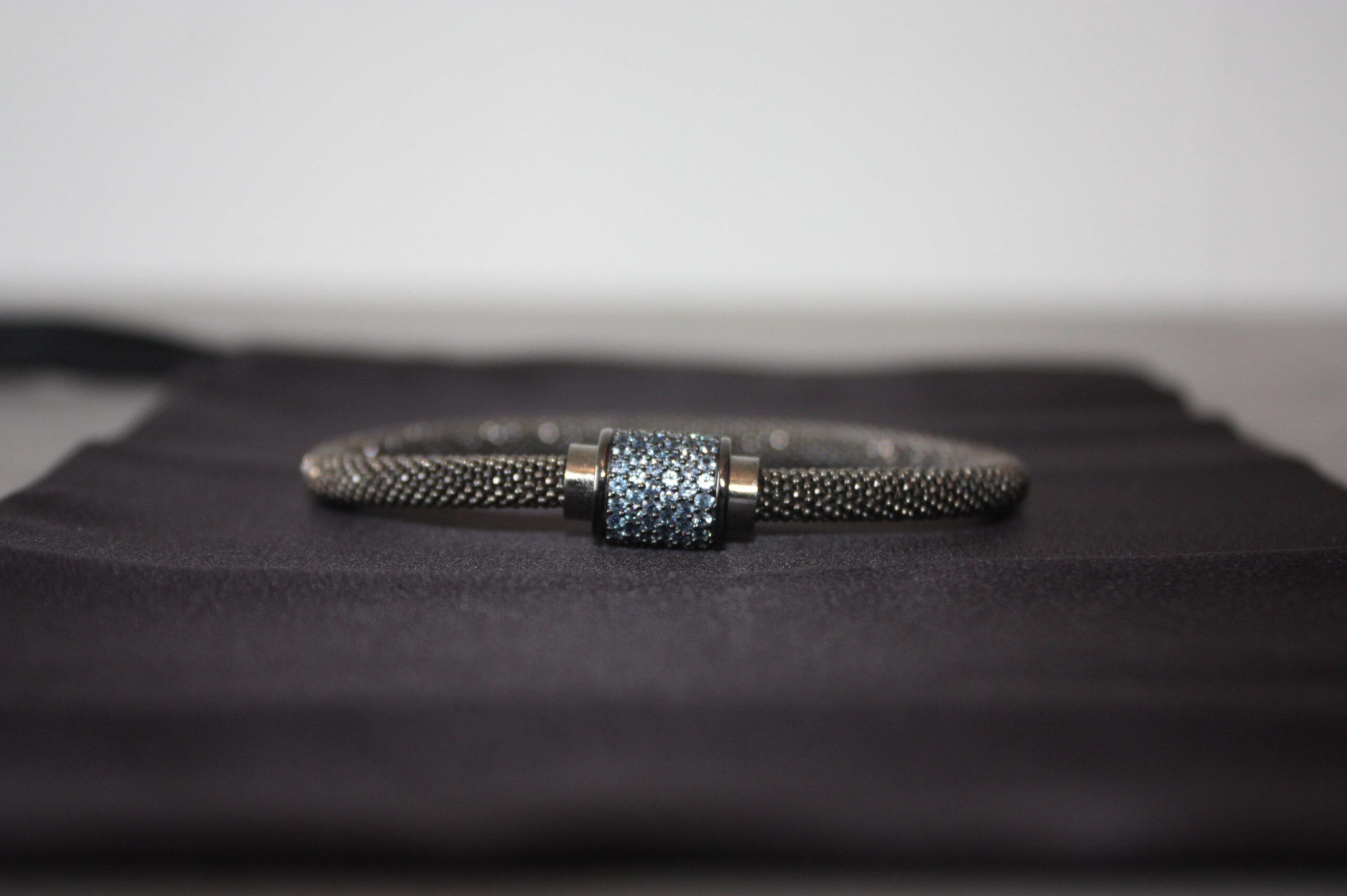 Midnight Ice - Lyxigt 925 Silverarmband med Blå Kristaller – 16g